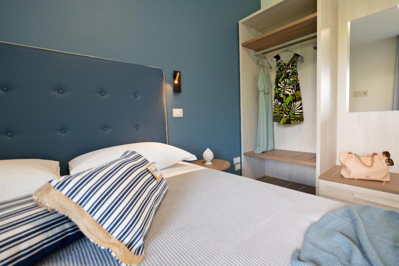 Hotel Residence Torre Del Porto Mattinata Room photo